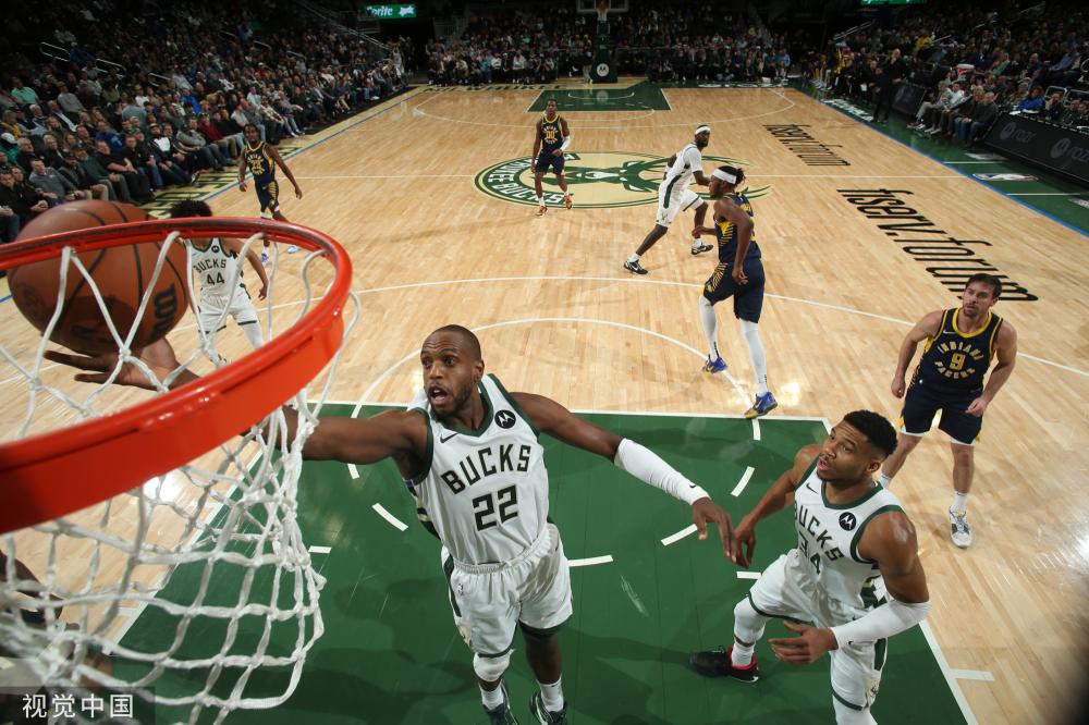 更凸显了他 更凸显了他