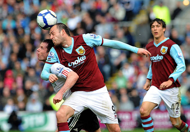 奠定坚实基 奠定坚实基