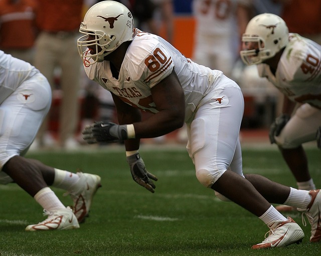 前场任意球 前场任意球